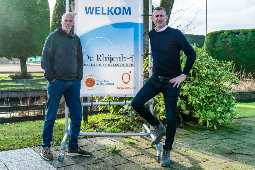 De Rhijenhof in nieuwe handen